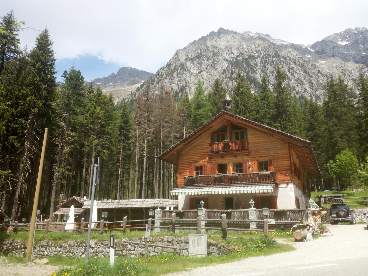 Enzianhutte Antholz Hotel San Giuseppe in Anterselva Buitenkant foto
